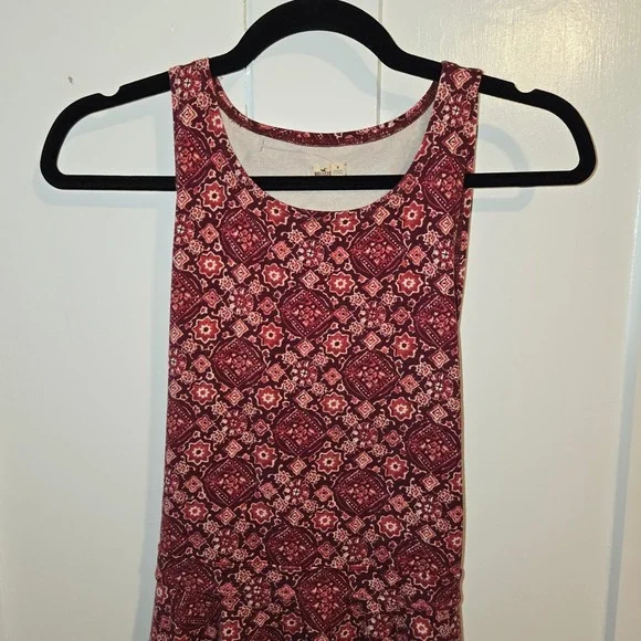 Hollister Red Geometric Medallion Print Sleeveless Skater Dress, M, Back Cut Out - Picture 3 of 9